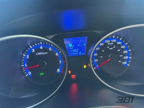 hyundai-ix25-gls-mec-2013-50945