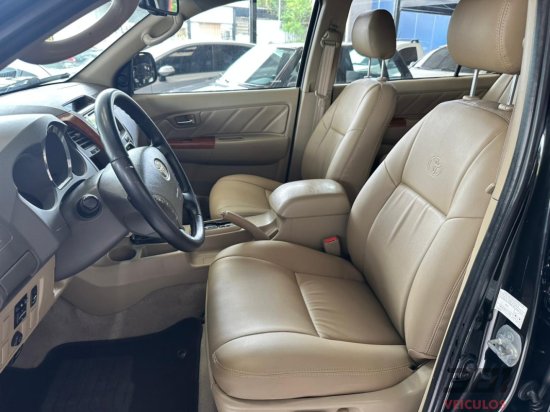 toyota-sw4-srv-4x4-diesel-7-lug-2011-53549