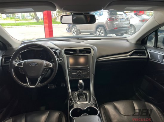 ford-fusion-titanium-fwd-2016-53569