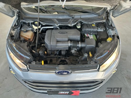 ford-ecosport-titanium-2013-44443
