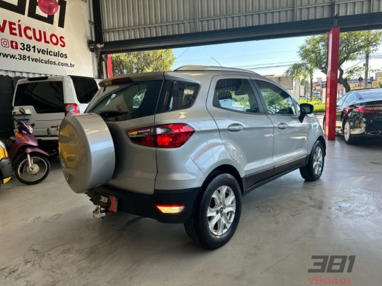 ford-ecosport-titanium-2013-44445