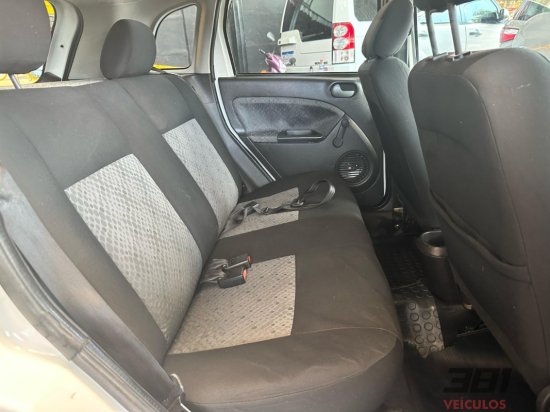 ford-fiesta-1-6-se-2014-44454