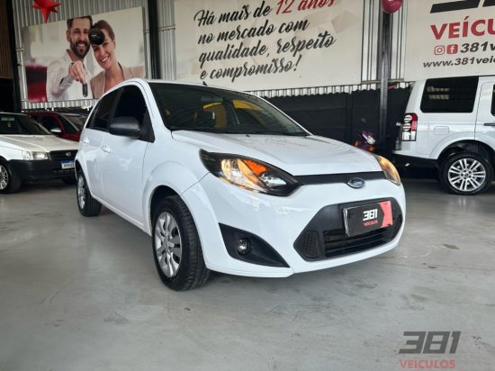 ford-fiesta-1-6-se-2014-44464
