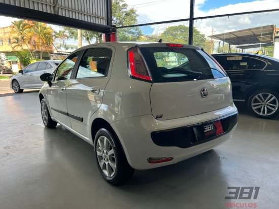 fiat-punto-attractive-1-4-flex-2013-52923