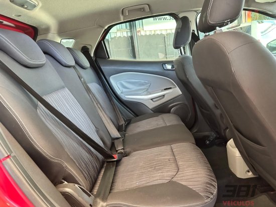 ford-ecosport-1-6-titanium-2014-46727