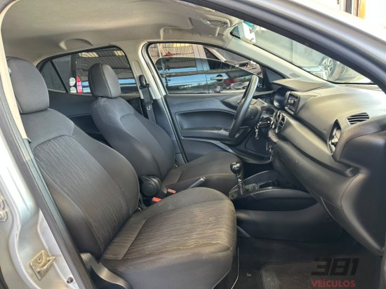 fiat-argo-drive-2022-54210