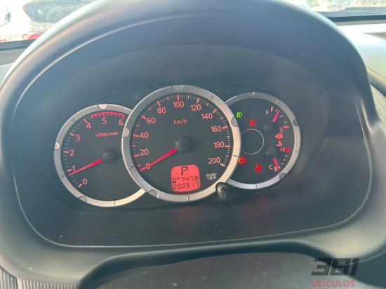 mitsubishi-l200-triton-hpe-2013-54271