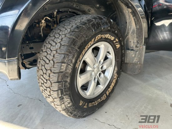 mitsubishi-l200-triton-hpe-2013-54272