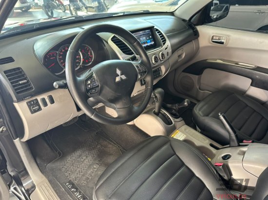 mitsubishi-l200-triton-hpe-2013-54273