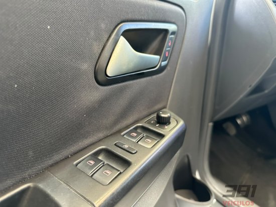 vw-crossfox-1-6-flex-2011-54285