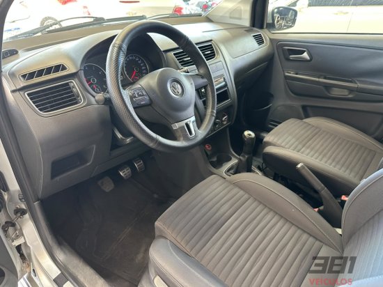 vw-crossfox-1-6-flex-2011-54288