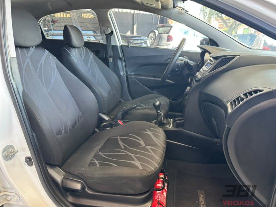 hyundai-hb20-comfort-2014-54327