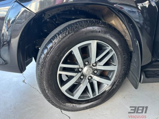 toyota-hilux-sw4-srv-3-0-7-lug-2014-54349