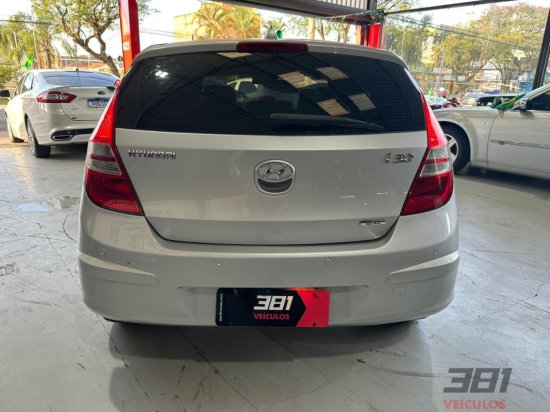 hyundai-i30-2012-54368