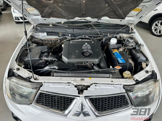 mitsubishi-l200-triton-3-2-hpe-4x4-aut-2012-52572