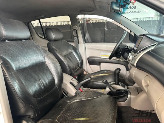 mitsubishi-l200-triton-3-2-hpe-4x4-aut-2012-52567