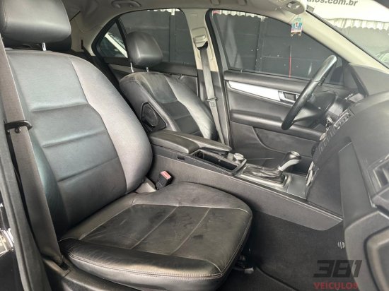 mercedez-c200-cgi-2011-49928