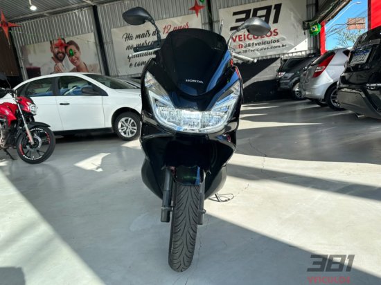 honda-pcx-150-2016-54486