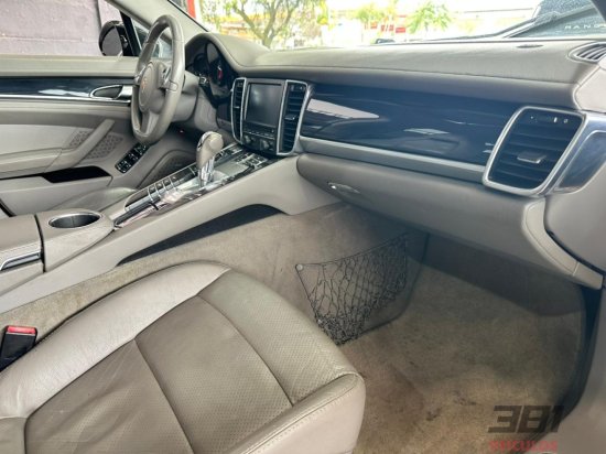 porsche-panamera-3-6-v6-2012-52077