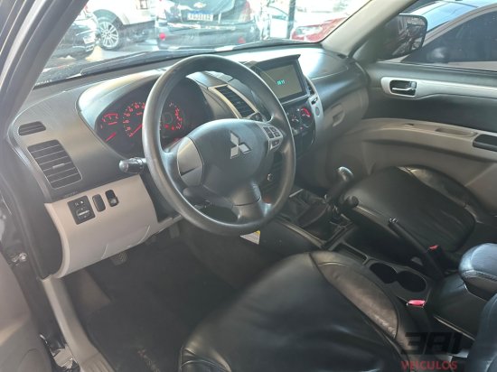 mitsubishi-pajero-4x4-hd-mec-2018-46120