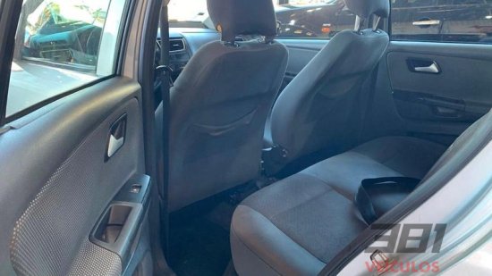 volkswagen-fox-2011-55010