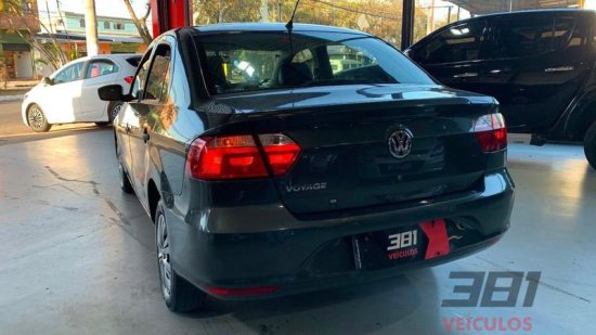 volkswagen-voyage-2015-55016