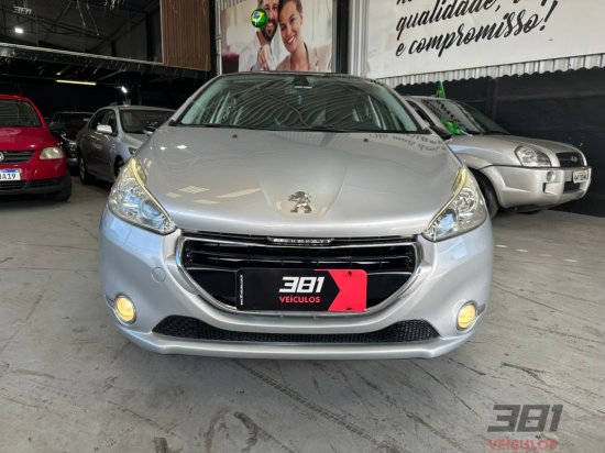 peugeot-208-griffe-1-6-flex-2015-54081