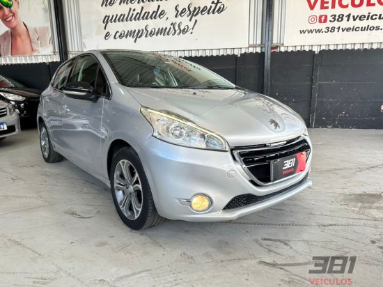 peugeot-208-griffe-1-6-flex-2015-54082