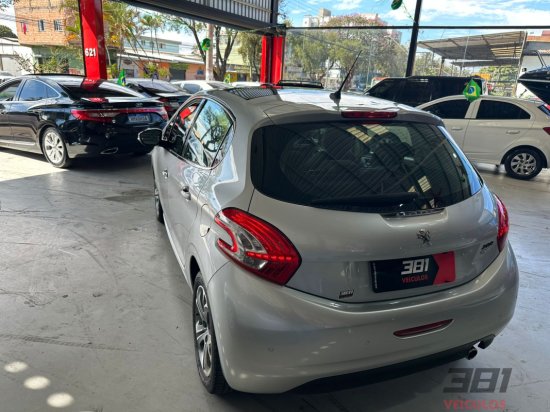 peugeot-208-griffe-1-6-flex-2015-54083